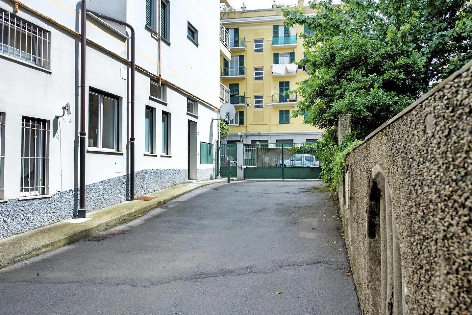 Montallegro 32M Free Parking Genova